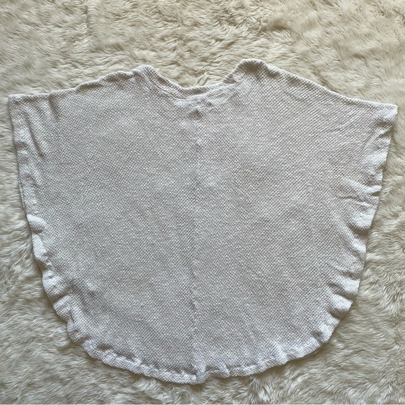 Velvet by Graham and Spencer Poncho Butterfly Sleeve Knit Pullover Cream M - Picture 3 of 12